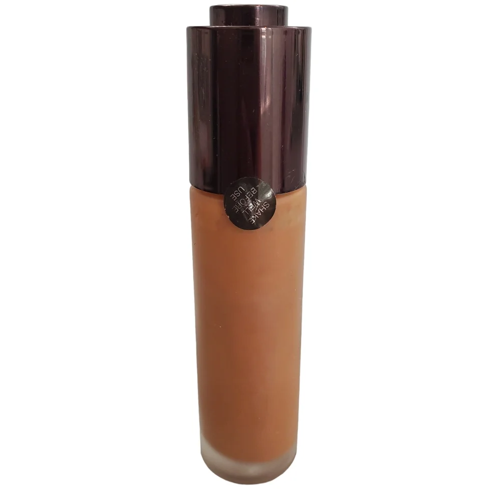 Becca Aqua Luminous Perfecting Foundation in Dark Golden - Picture 3 of 5